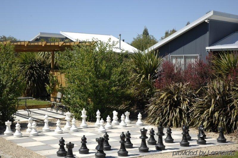 The Claremont Motel Martinborough Exterior photo